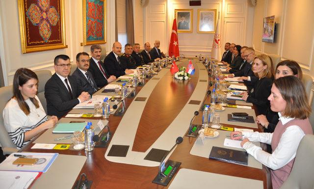 Bakan Soylu, Hırvat mevkidaşıyla g&ouml;r&uuml;şt&uuml; 1