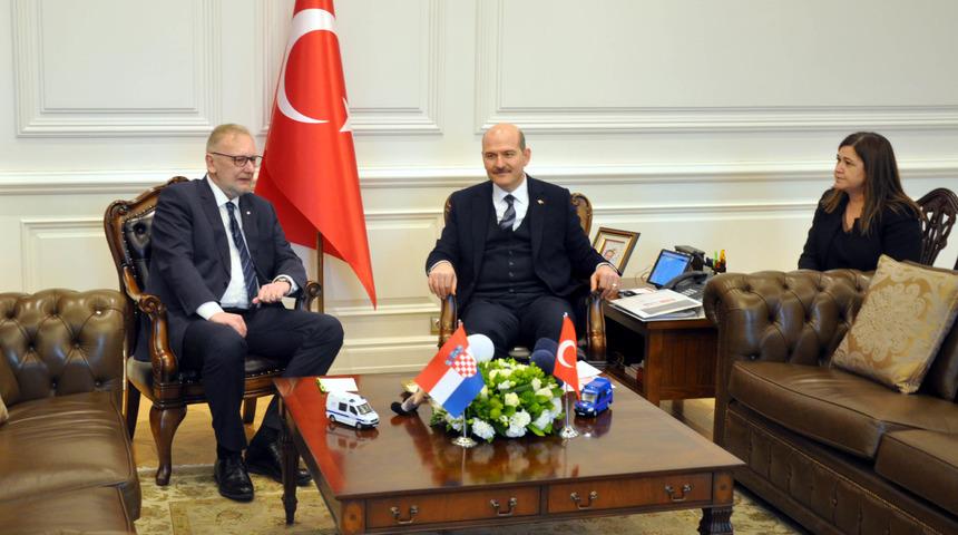 Bakan Soylu, Hırvat mevkidaşıyla g&ouml;r&uuml;şt&uuml;