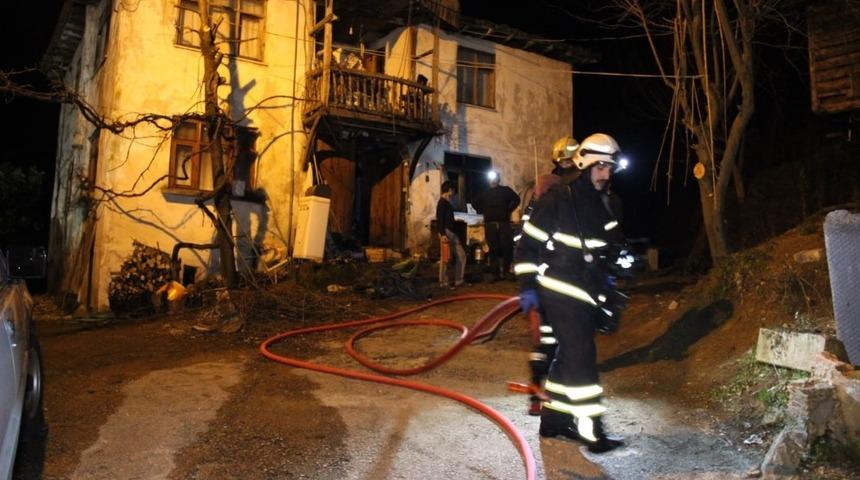 Sobadan çıkan yangın paniğe neden oldu