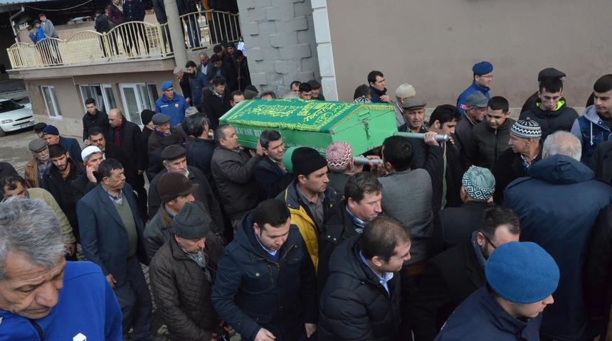 Önce yaşadığı barakayı yaktı, sonra da intihar etti (3)