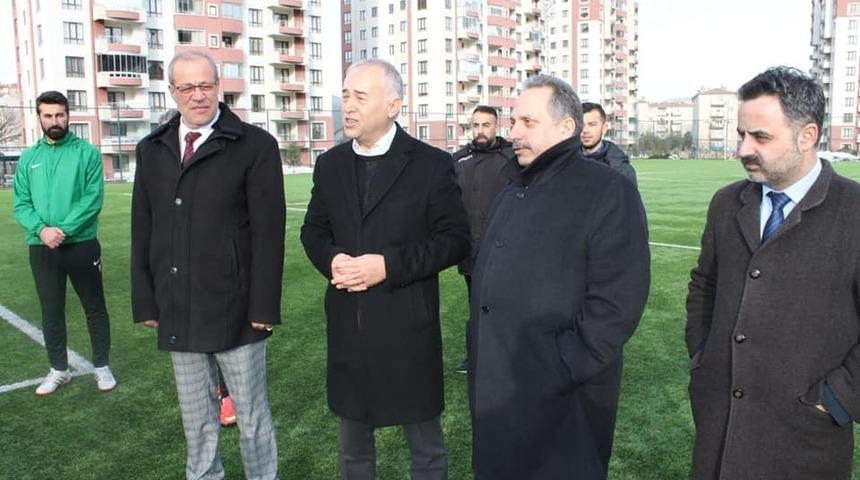 Mustafa Yal&ccedil;ın&rsquo;dan Talasg&uuml;c&uuml; Belediyespor&rsquo;a ziyaret