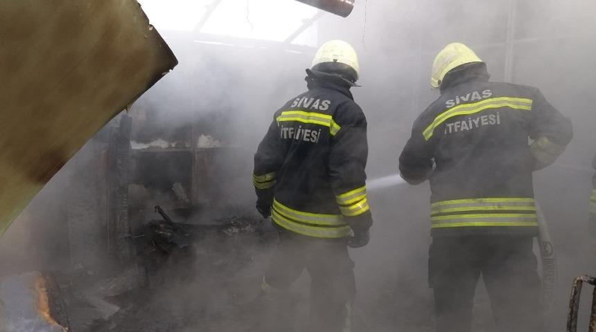 Bağ evinde &ccedil;ıkan yangın korkuttu