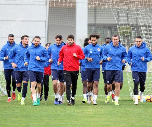 Antalyaspor’da Beşiktaş hazırlıkları başladı