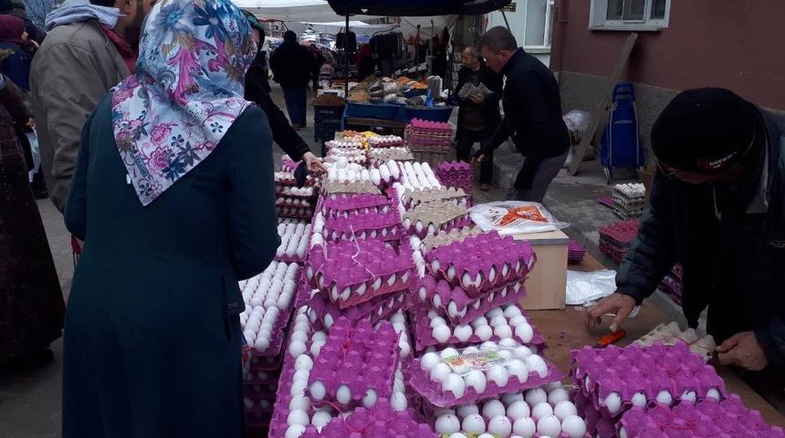 Yumurta markette 90 kuruş, pazarda 45 kuruş