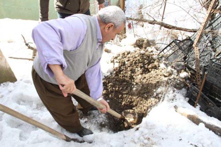 Yazın toprağa gömüp kışın çıkarıyorlar!  G5