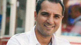 Ünlü radyocu Eftalya: Rafet El Roman bana mesaj attı