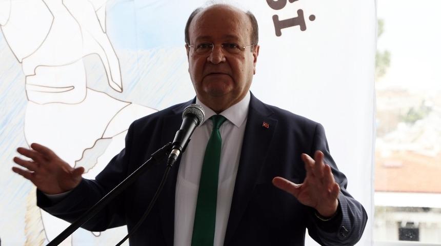 Başkan &Ouml;zakcan muhtarlarla bir araya geldi