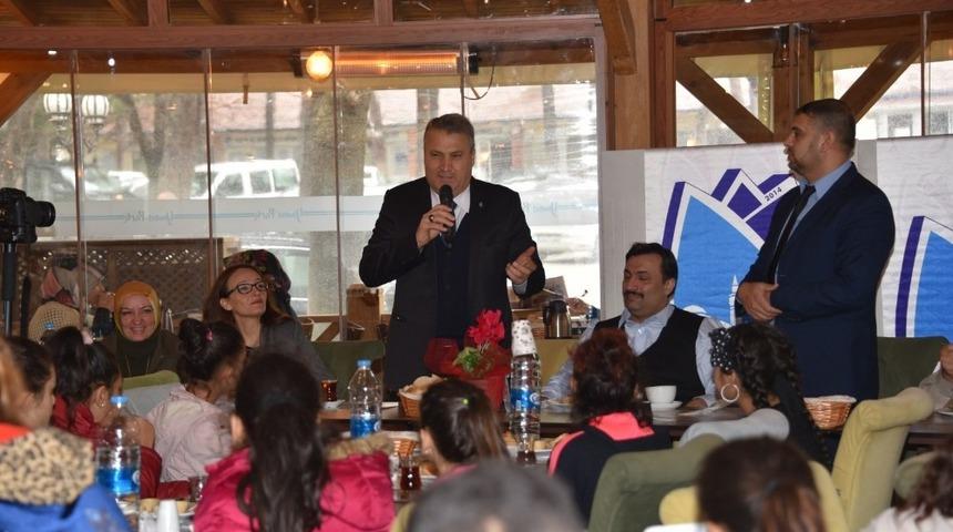 Başkan Çerçi, Roman derneklerini konuk etti