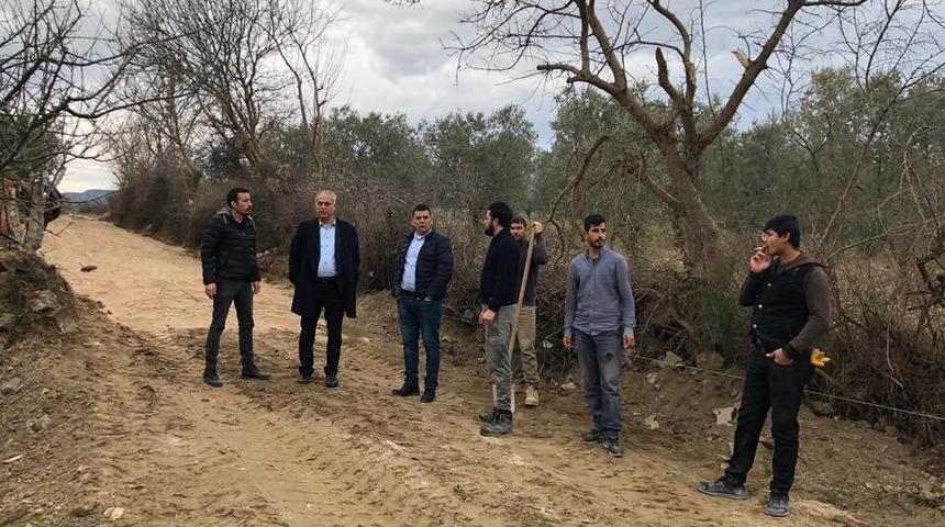 Başkan Yaman, parke çalışmalarını yerinde inceledi