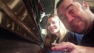 Ata Demirer ve Aslı Turanlı yaş farkı eleştirilerini ti'ye aldı