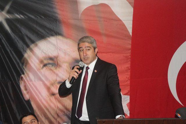 CHP’li Aday Oktay, “Marmaris’i demokrasinin kalesi yapacağız”
