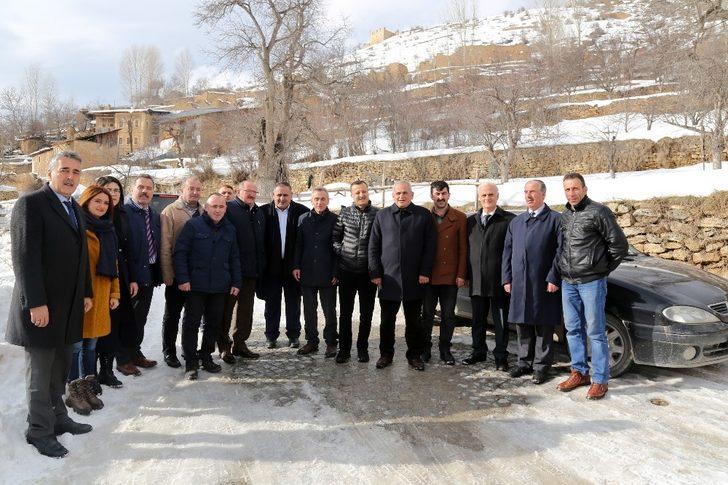 Vali Taşbilek İmera Manastırı ve Krom Antik Kentinde incelemelerde bulundu G5