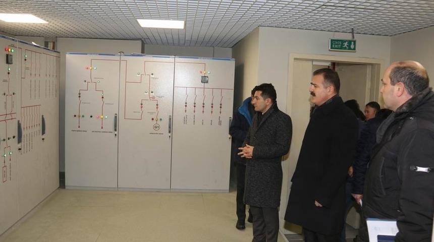 Vali Akbıyık, 112 Acil Çağrı Merkezi ve İŞGEM’de incelemelerde bulundu