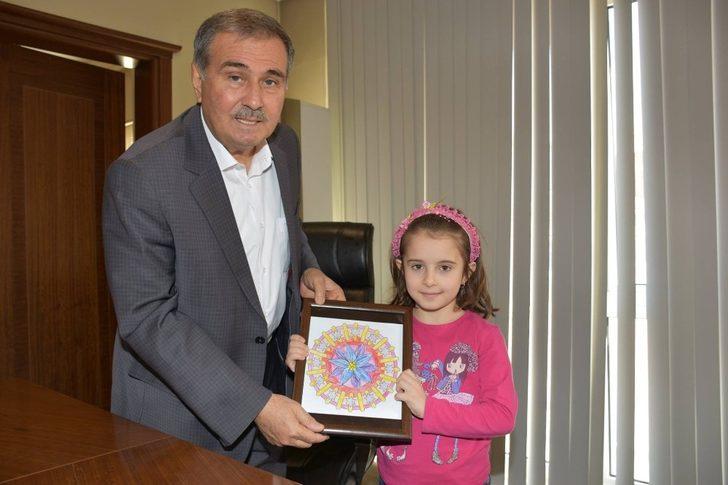 Minik sanatçılar Başkan Avcu’yu ziyaret etti G2