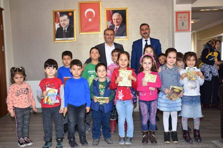 Minik sanatçılar Başkan Avcu’yu ziyaret etti G5