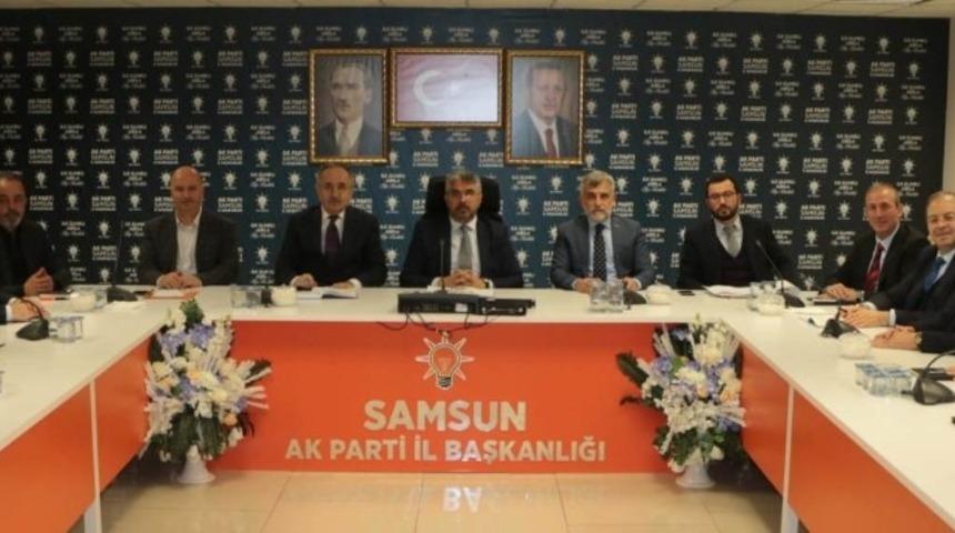 Başkan Ersan Aksu A takımını a&ccedil;ıkladı