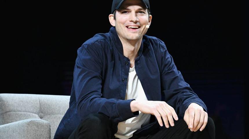 ABD&rsquo;li akt&ouml;r Ashton Kutcher telefon numarasını paylaştı