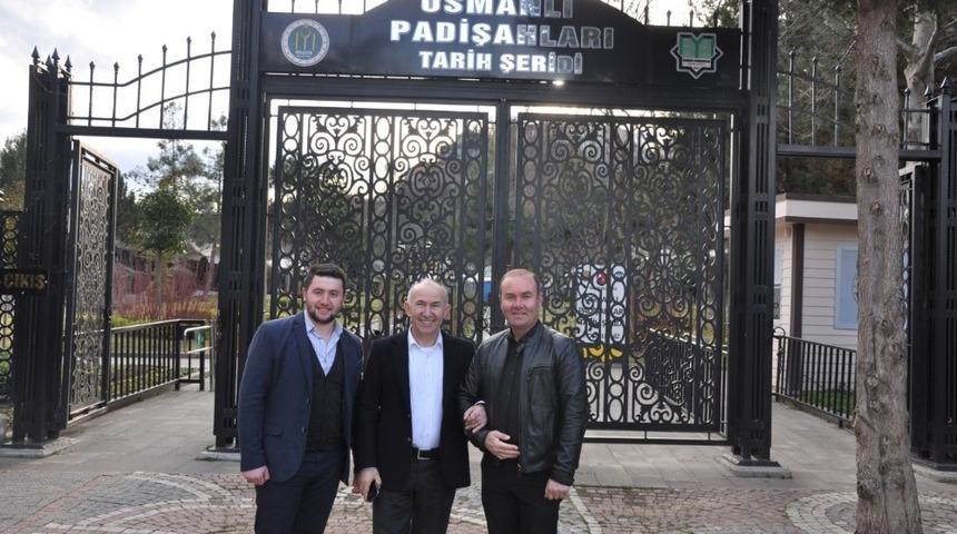 Prof. Dr. Şimşirgil&rsquo;den Şeyh Edebali T&uuml;rbesi ve Tarih Şeridi ziyareti