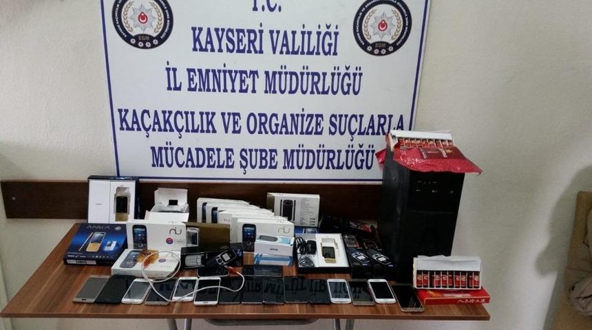 Cep telefonu ka&ccedil;ak&ccedil;ıları yakalandı
