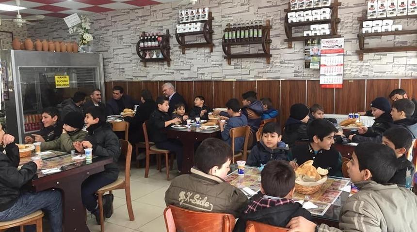 Başkan Yal&ccedil;ın, &ccedil;ocuklarla bir araya geldi