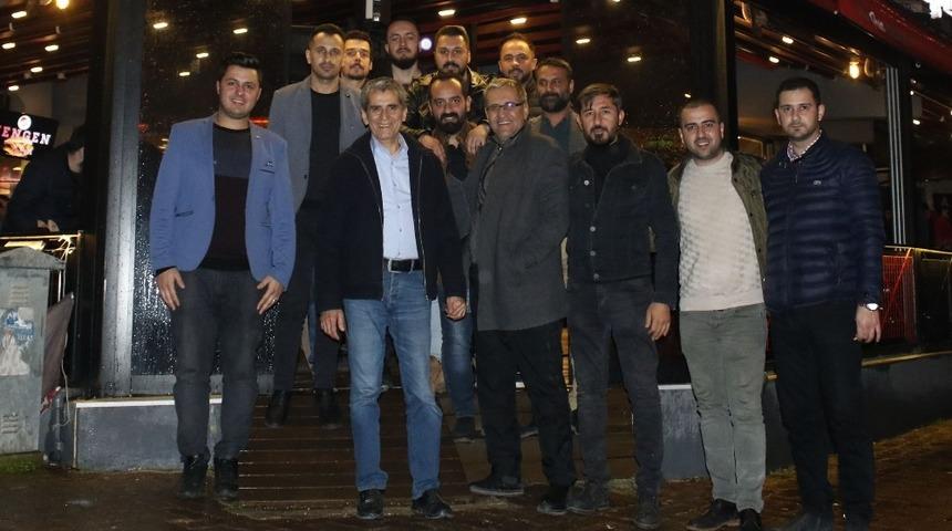 D&uuml;lgeroğlu gen&ccedil;lerle buluştu