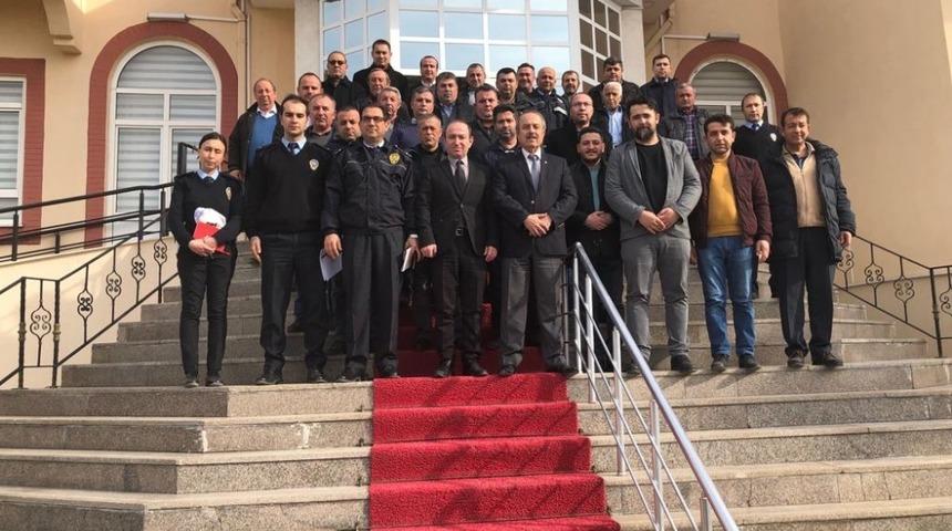 Bilecik Vali Yardımcısı Taşd&ouml;ğen, yol ve s&uuml;r&uuml;ş g&uuml;venliği i&ccedil;in uyardı