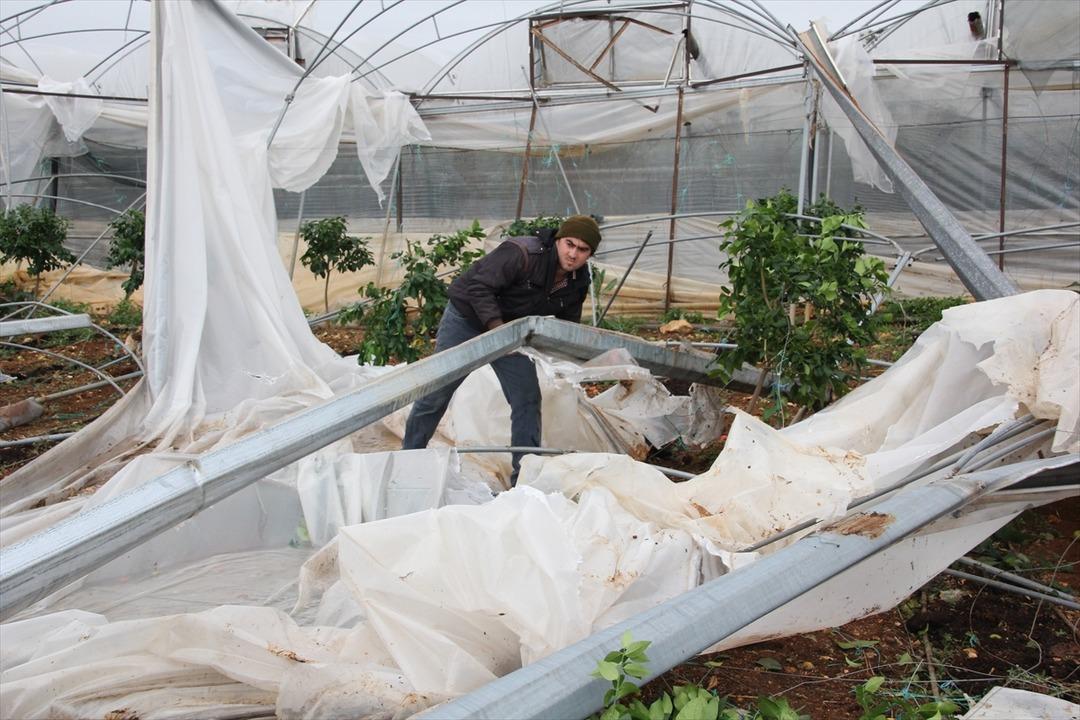 Mersin'deki şiddetli yağış ve fırtına 