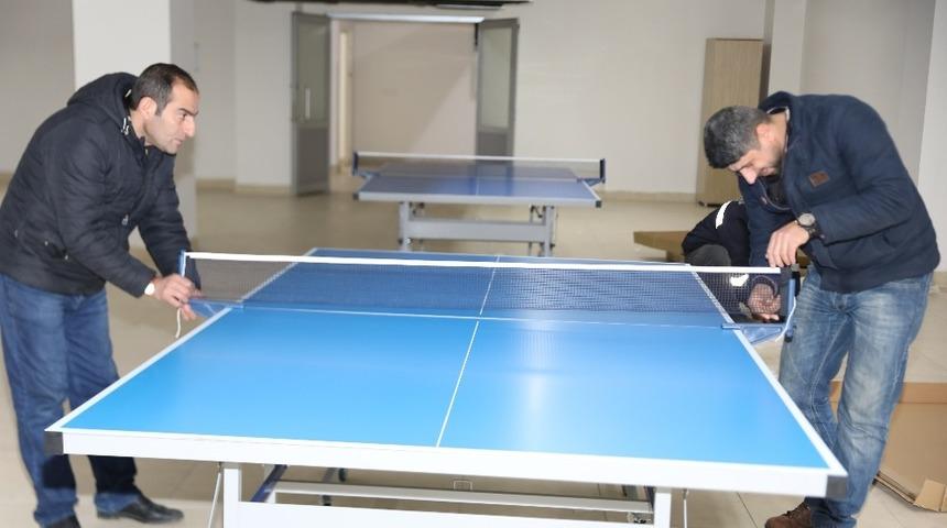 B&uuml;y&uuml;kşehir Belediyesi&rsquo;nden &ouml;ğrencilere masa tenisi