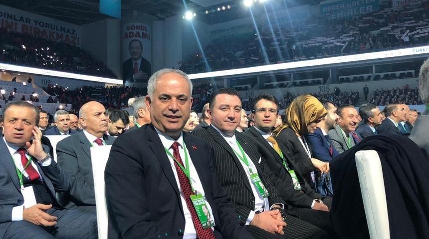 AK Partili başkanlar aday tanıtımı ve manifesto toplantısına katıldılar