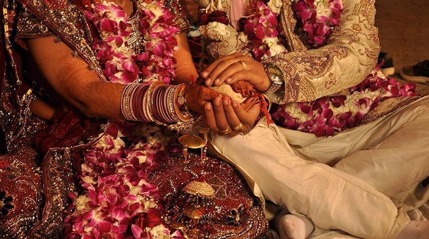 Kardeşler birbiriyle evlendi! İşte nedeni