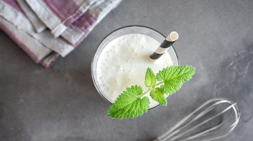 İddiası b&uuml;y&uuml;k: 2 g&uuml;nde 2 kilo verdiren ayran detoksu