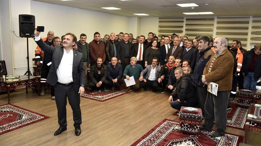 Başkan Çimen’den Belediye işçilerine rekor zam