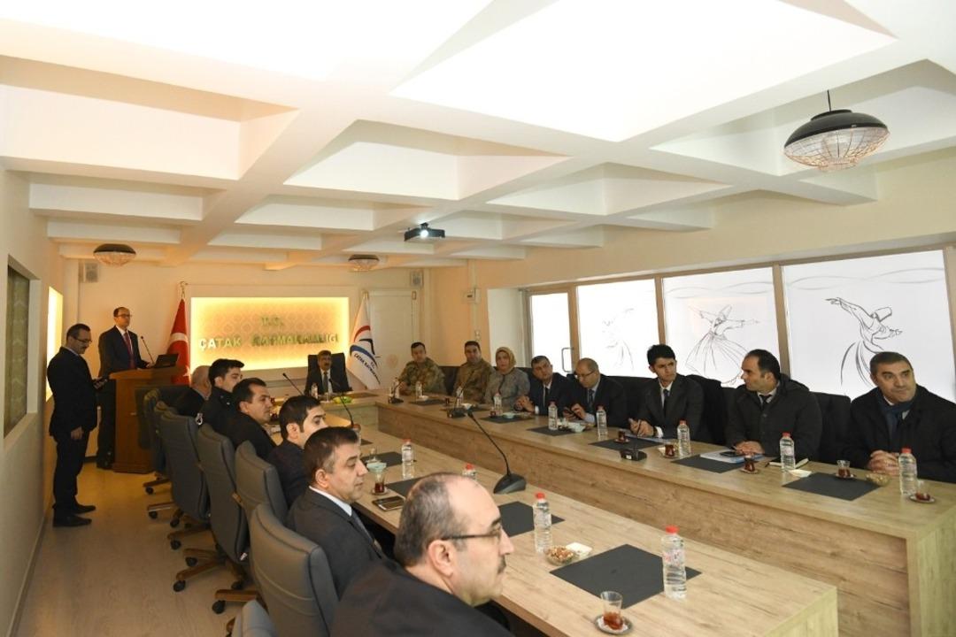 Vali Bilmez, &ldquo;Şiddet ve silah i&ccedil;ermeyen her t&uuml;rl&uuml; d&uuml;ş&uuml;nceye saygılıyız&rdquo;