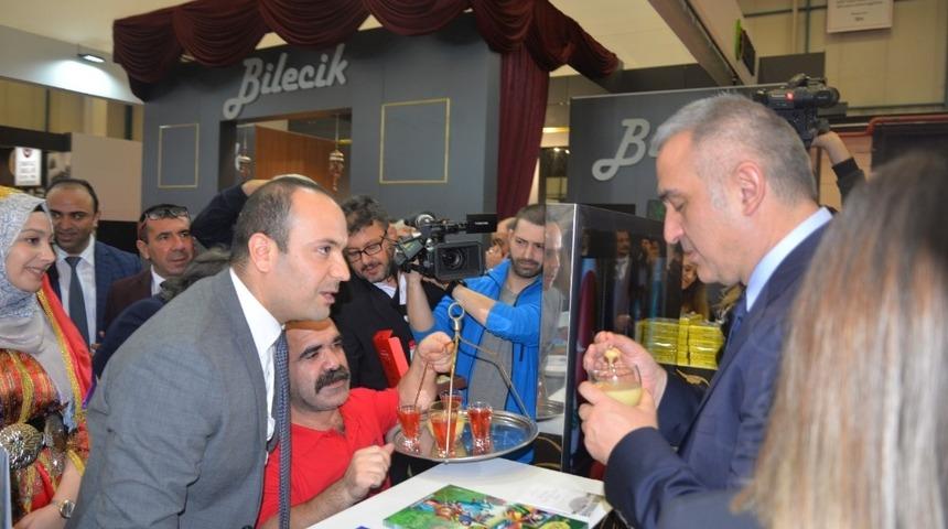 Bilecik standı fuarın ilgi odağı oldu