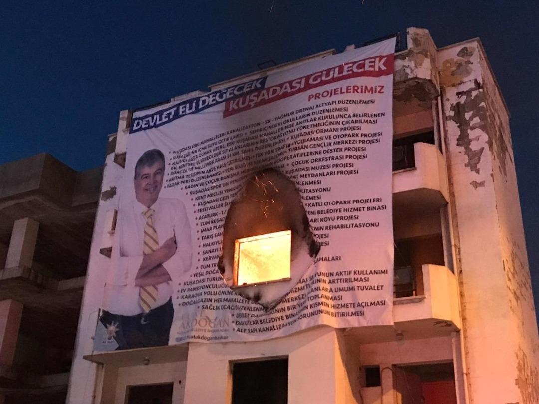 Kuşadası&rsquo;nda yangın