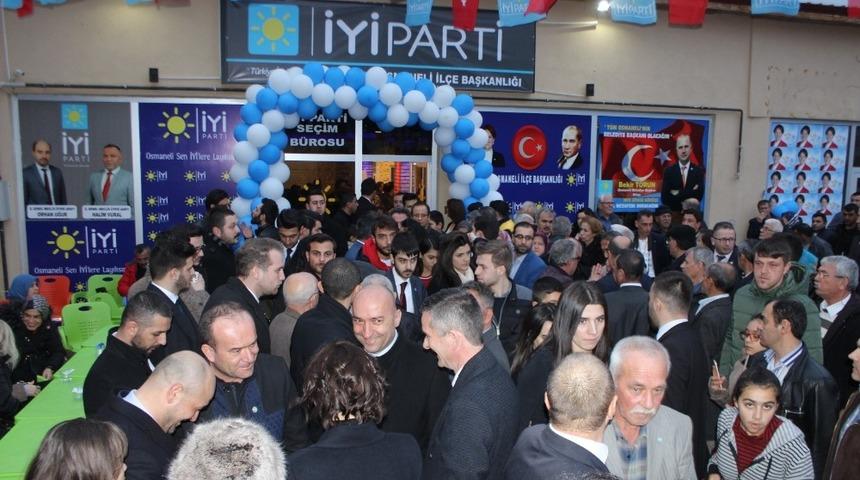 Se&ccedil;im ofisi a&ccedil;ıldı