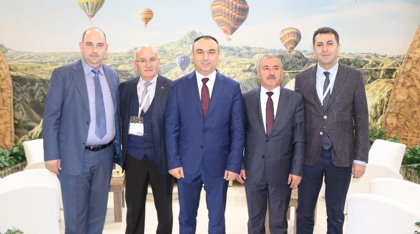 Kilis Valisi Recep Soyt&uuml;rk, Kapadokya standını ziyaret etti