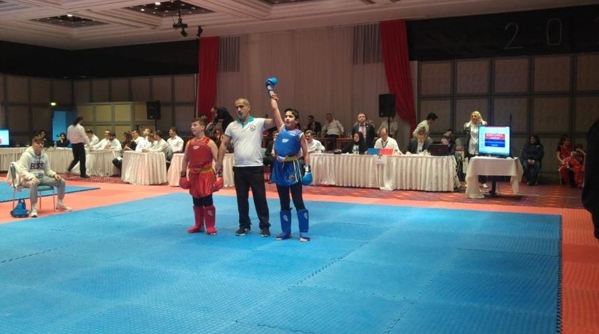 Türkiye Wushu Kung Fu Şampiyonası’da Karslı minik sporcu bronz madalya aldı