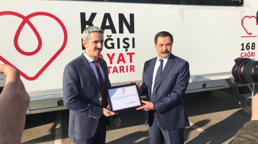 ANFA personelinden Türk Kızılayına kan bağışı