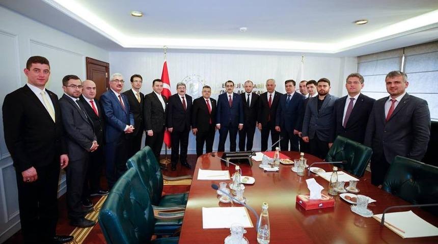 Bilecik heyetinden Bakan D&ouml;nmez&rsquo;e ziyaret
