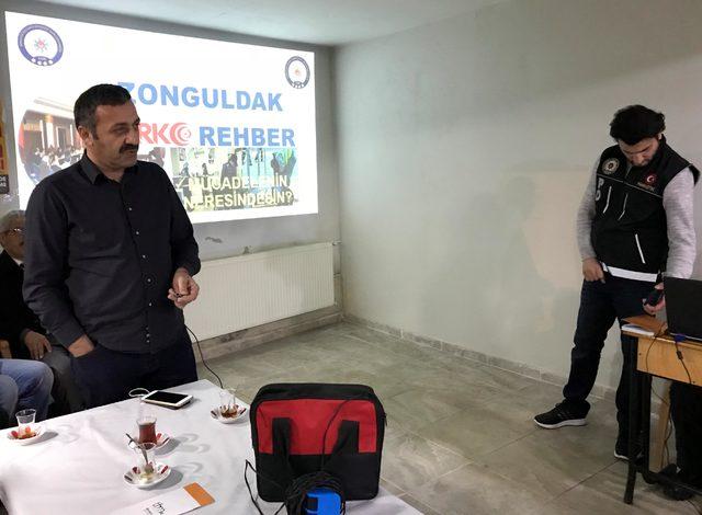 Emniyet müdürü, mahalle mahalle gezip uyuşturucunun zararlarını anlatıyor