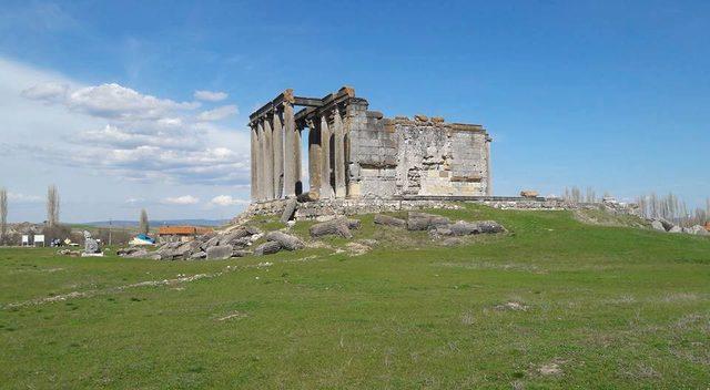 Aizonai Antik Kenti’ni bir yılda 80 bin kişi ziyaret etti