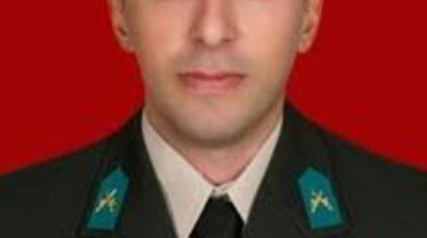 Şehit astsubaylar, 'ter&ouml;r' değil 'vazife malul&uuml;' sayılınca aileleri bor&ccedil;lu &ccedil;ıktı