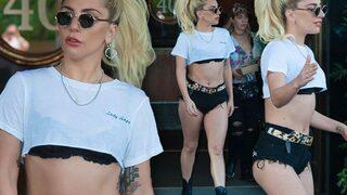 Bradley Cooper’dan Lady Gaga’ya yasak