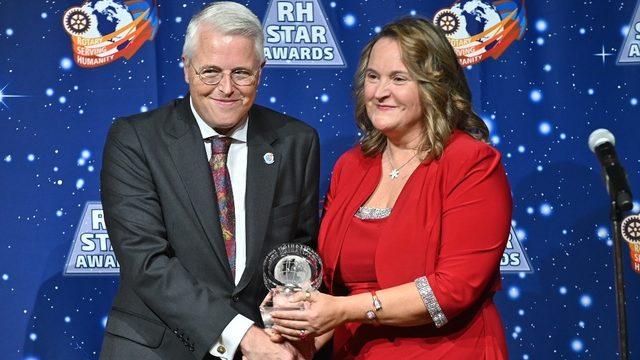 Türk bilim kadını Özkan’a çevre ödülü verildi