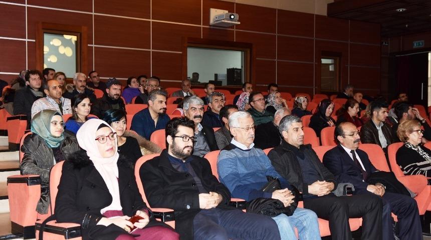 D&Uuml;&rsquo;de iletişimde bilin&ccedil;li farkındalık semineri d&uuml;zenlendi