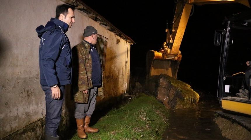 Sel mağduru vatandaşın imdadına b&uuml;y&uuml;kşehir yetişti