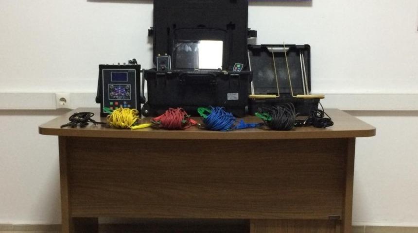 Dedekt&ouml;rl&uuml; ka&ccedil;ak kazıcılar jandarmaya yakalandı