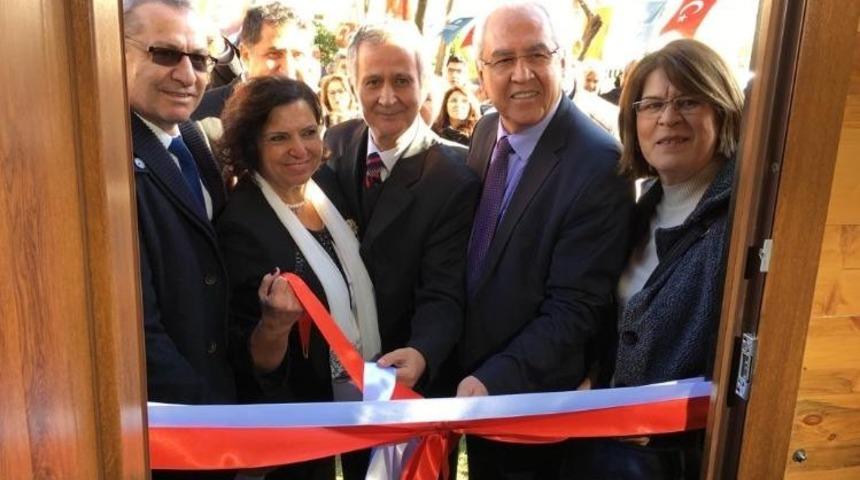 Bir mum da oğlu i&ccedil;in yaktı