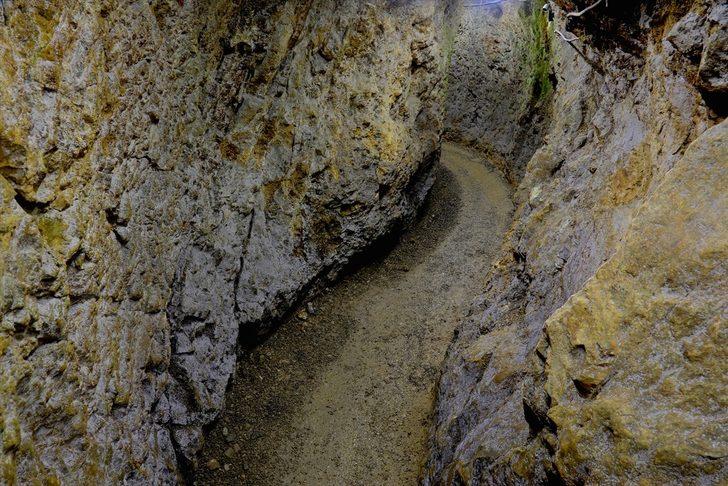 Tesadüfen bulundu! Görmek için yer altına iniyorlar G5